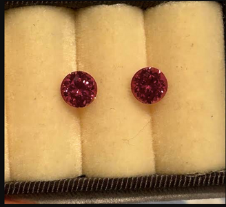 Mahenge garnet pair 1.png