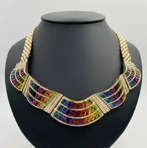 necklace.webp