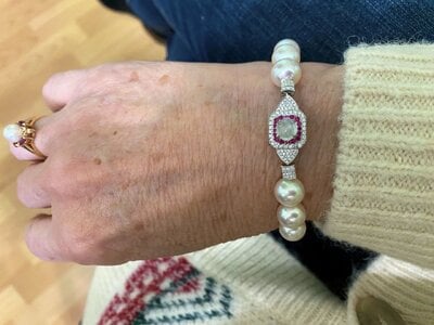 SS Pearl Bracelet1.jpg