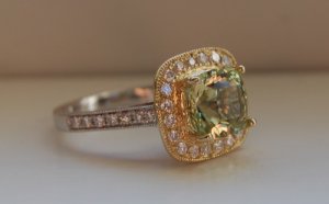 Ring_Mali Garnet-1.JPG