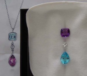 3 gem necklace ps3.jpg