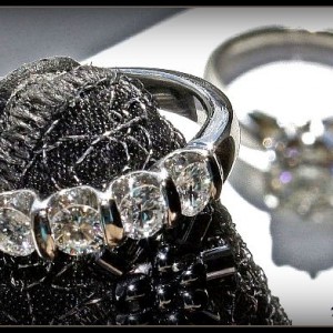 5 stone diamond band