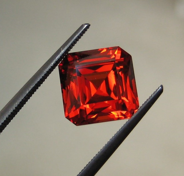 5.28ct red-orange spessartite