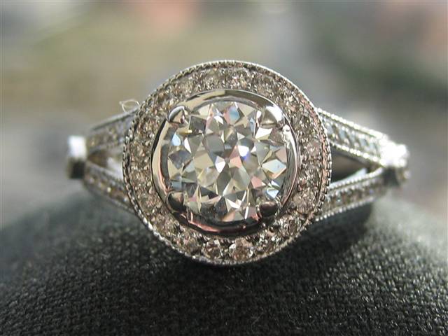 LaurenThePartier's .68 ct. OEC in LOGR halo setting