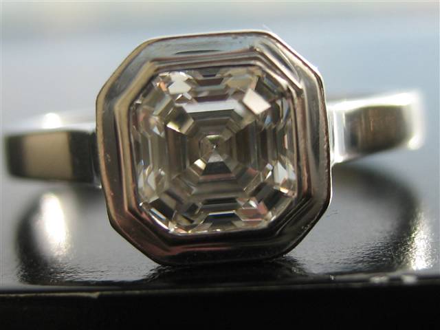 LaurenThePartier's .71 Asscher in custom WF setting