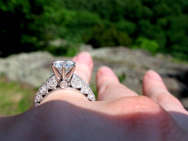 My new engagement ring (6/7/09)