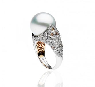 Autore Venezia ring with South Sea Pearl