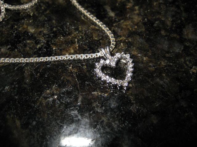 heart%20pendant%20009.jpg