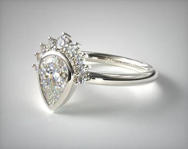 Tiara engagement clearance ring set