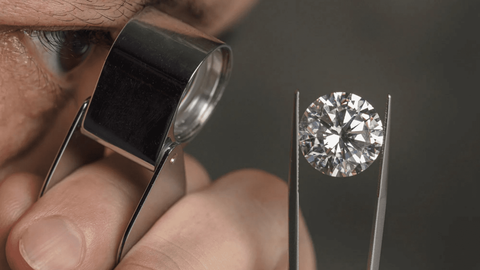 How To Determine Real Diamond From Fake