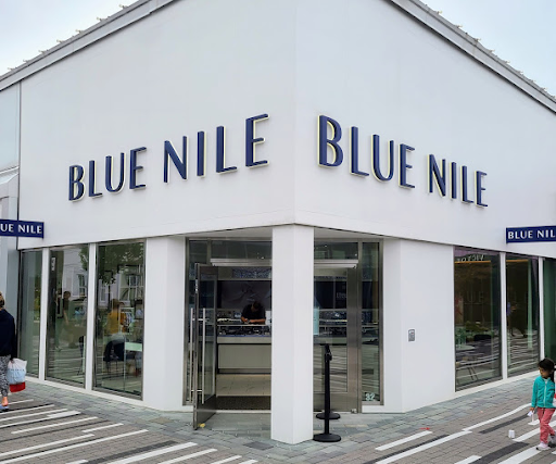Blue Nile's modern white and blue exterior diamond showroom