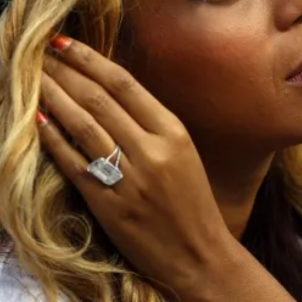 Beyonce' engagement ring