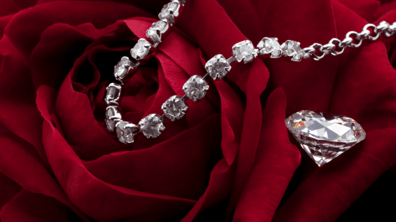 Luxury Diamond Valentine's Day Gifts - The Ultimate Guide to Timeless Romance